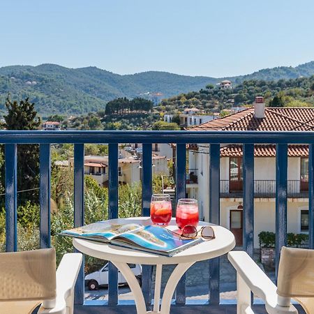 Aperitton Hotel Skopelos Exterior foto