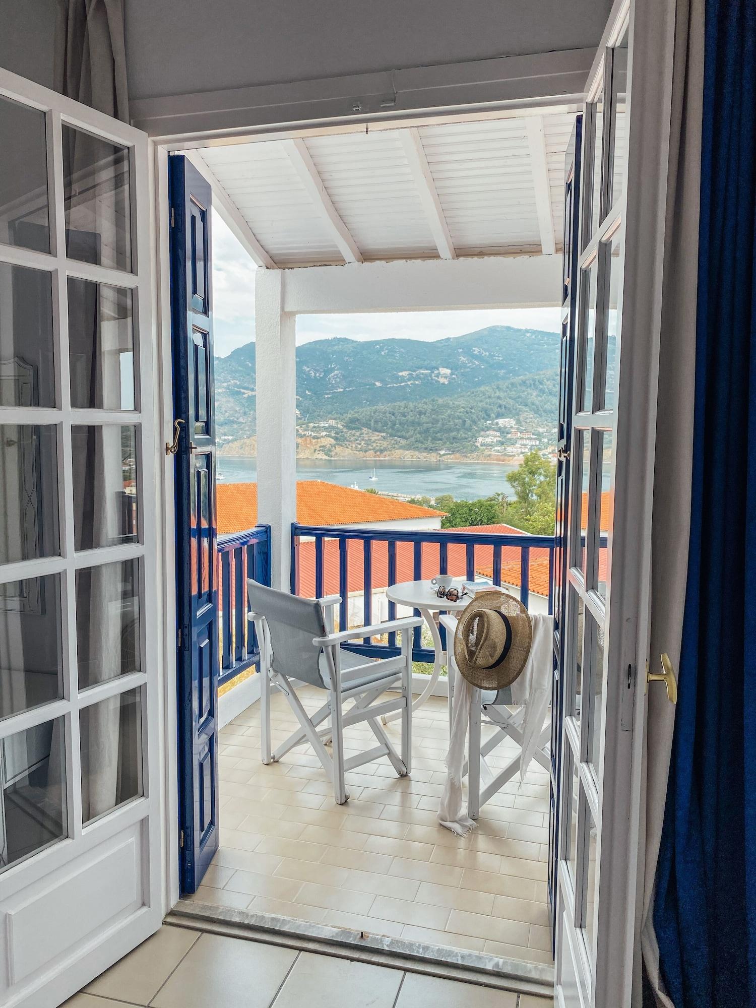 Aperitton Hotel Skopelos Exterior foto