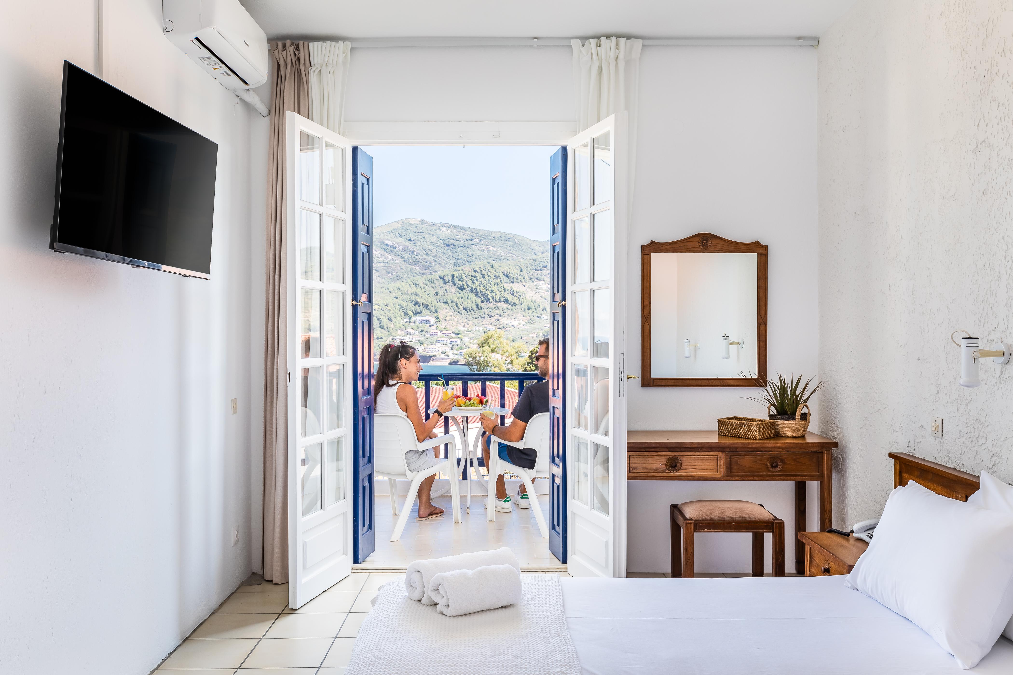 Aperitton Hotel Skopelos Exterior foto