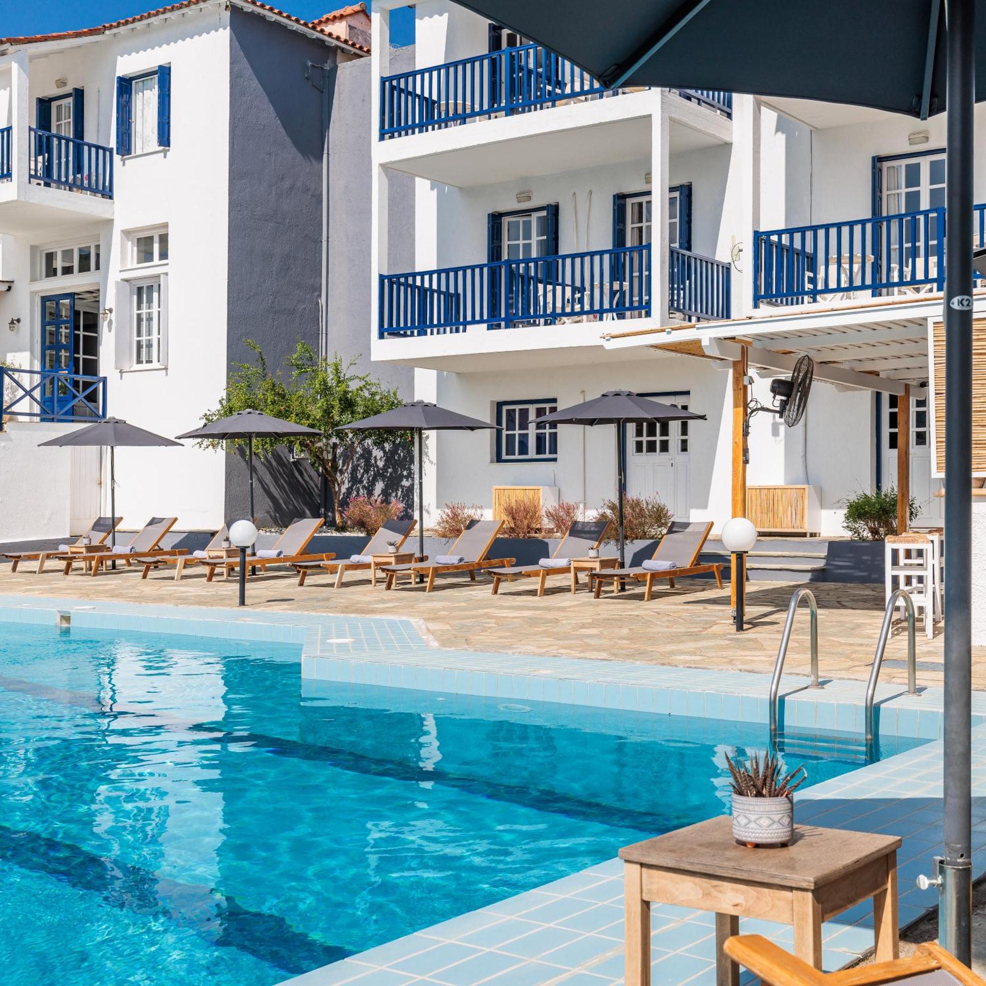 Aperitton Hotel Skopelos Exterior foto