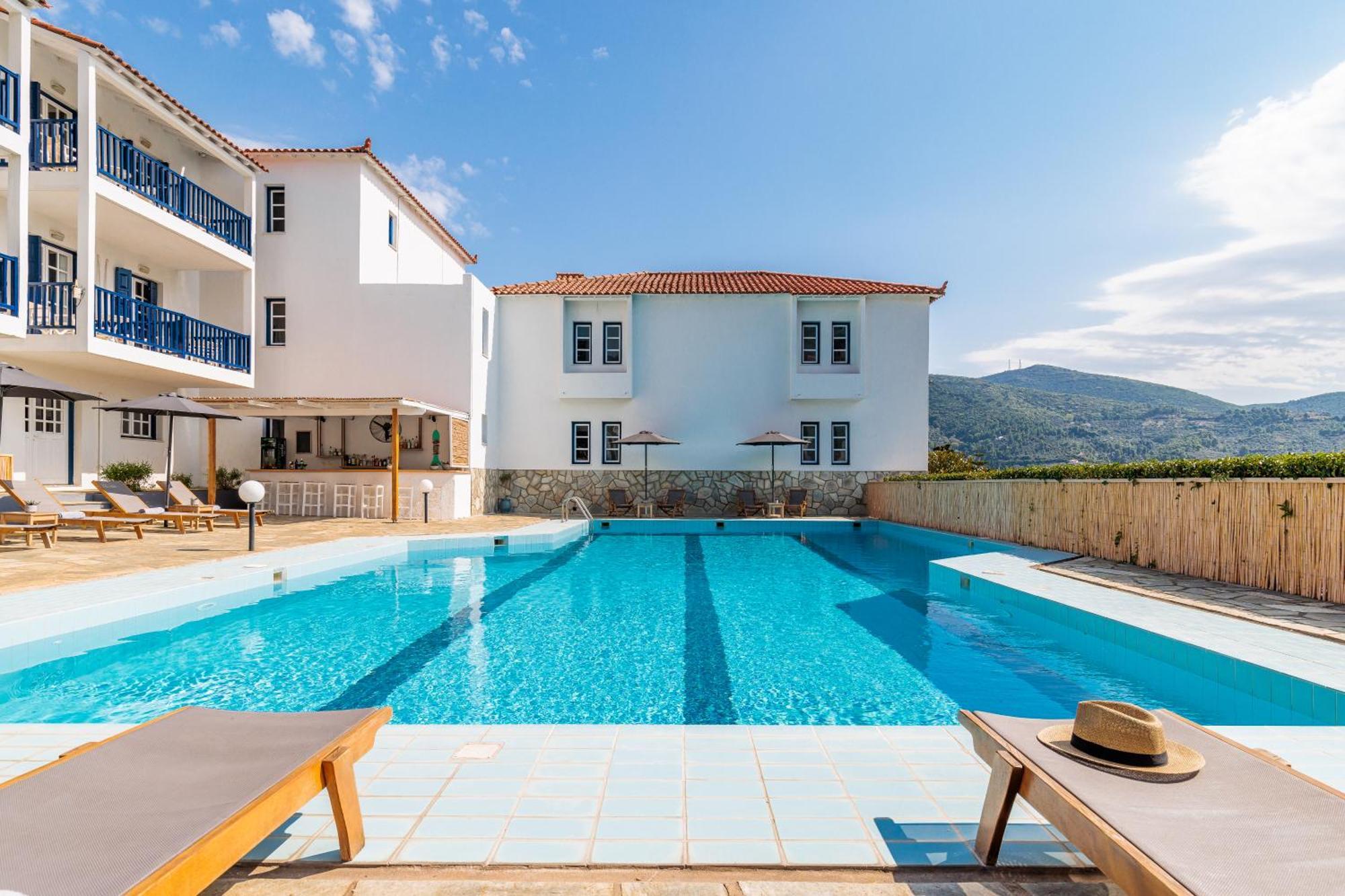 Aperitton Hotel Skopelos Exterior foto