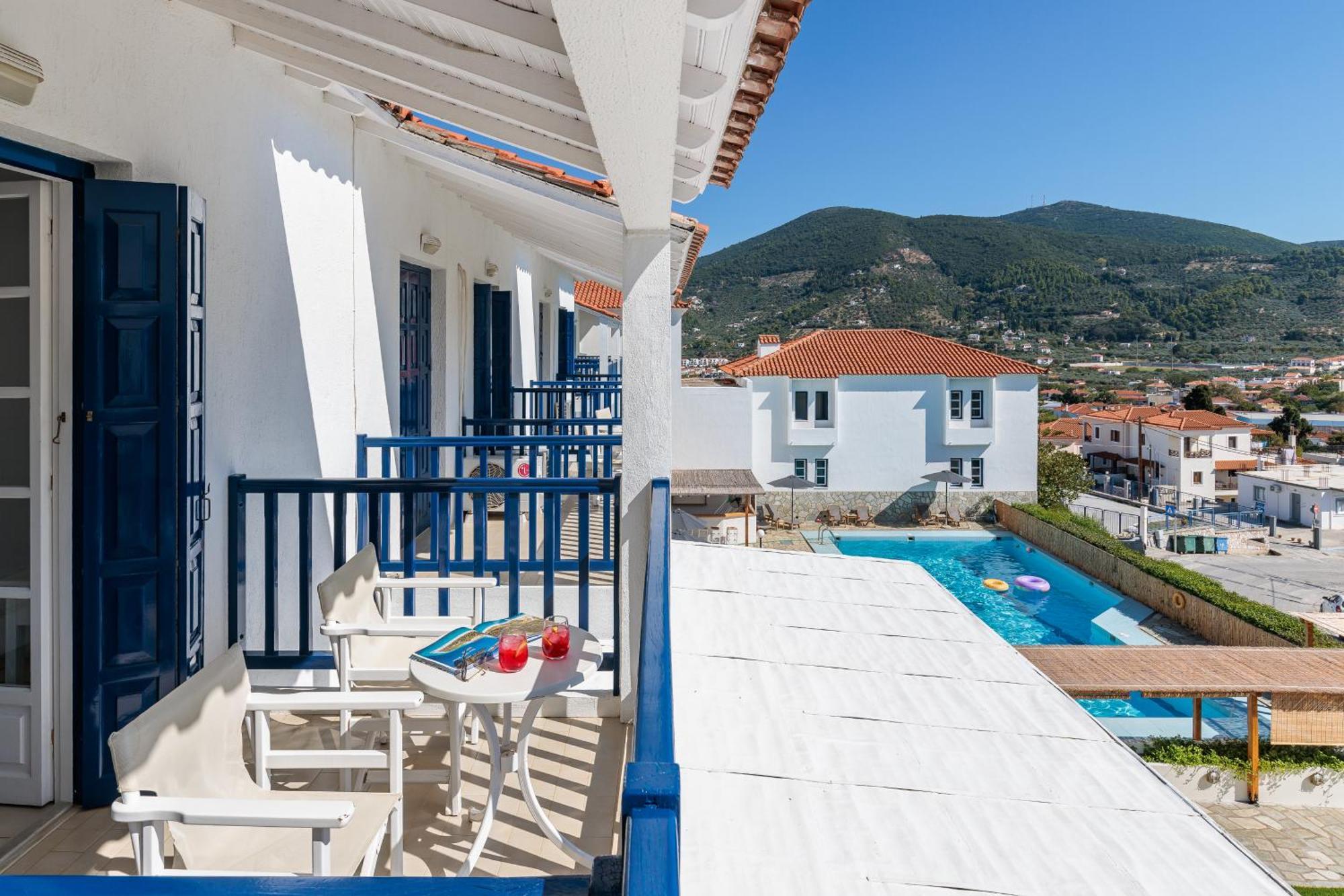 Aperitton Hotel Skopelos Exterior foto